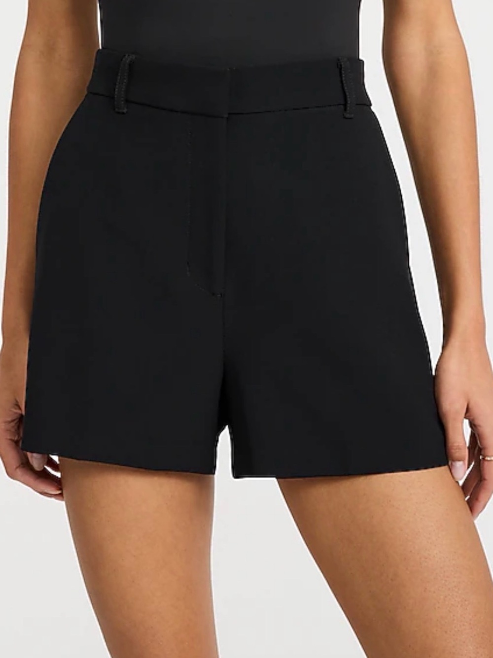 Aritzia Black High-Waist Tailored Shorts